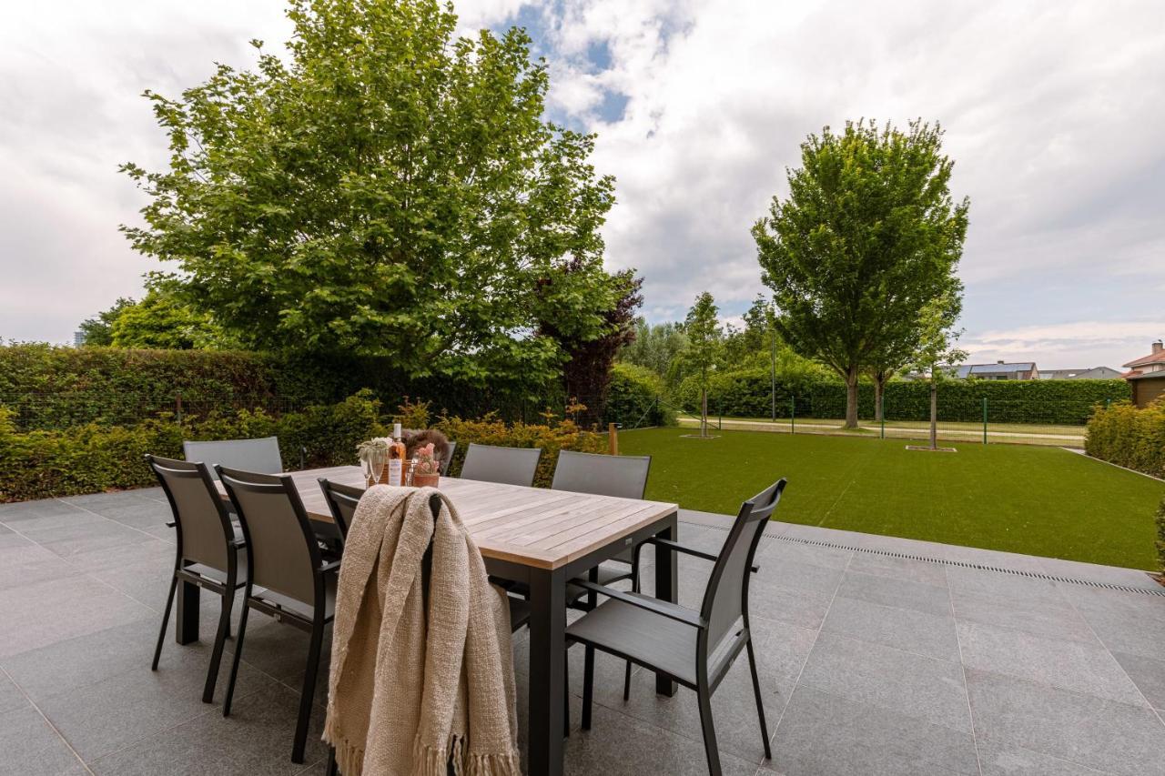 Fantastic Family Villa With Beautiful Garden オステンド エクステリア 写真