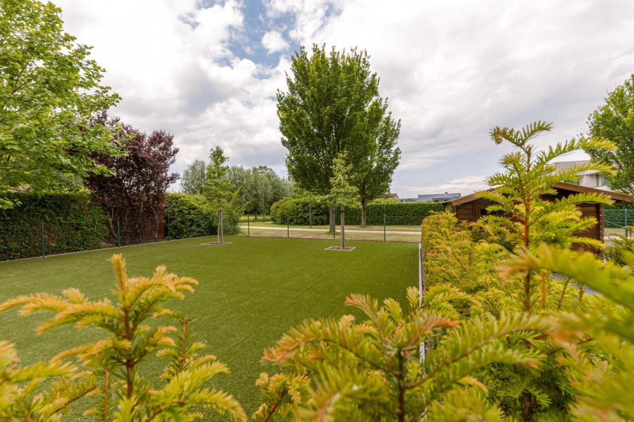 Fantastic Family Villa With Beautiful Garden オステンド エクステリア 写真